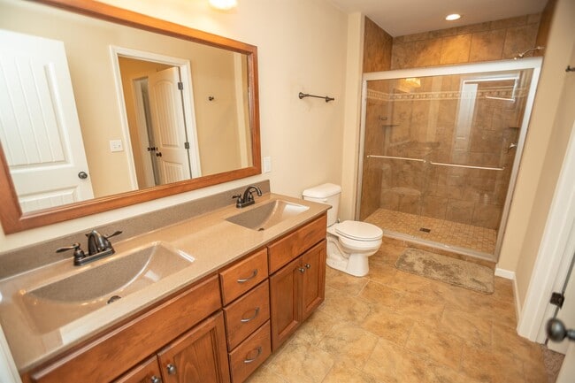 Building Photo - 3816 Riley Ct