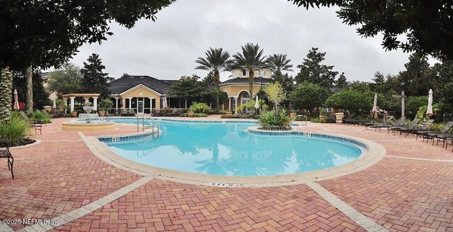 Building Photo - 10075 Gate Pkwy N