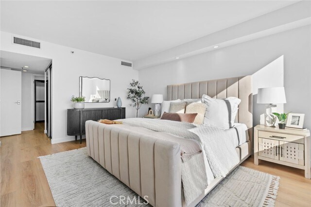 Building Photo - 343 Pioneer Dr