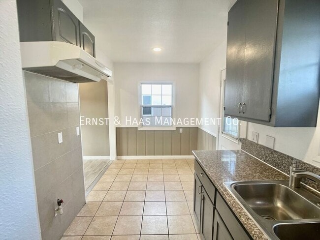 Building Photo - 14756 Betty Jean Ave