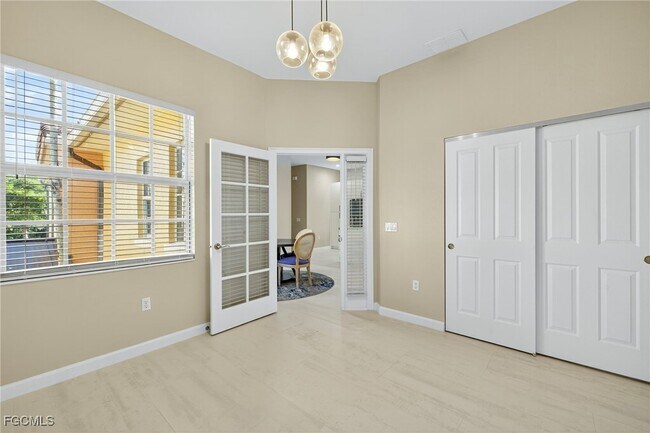 Building Photo - 8625 Via Rapallo Dr