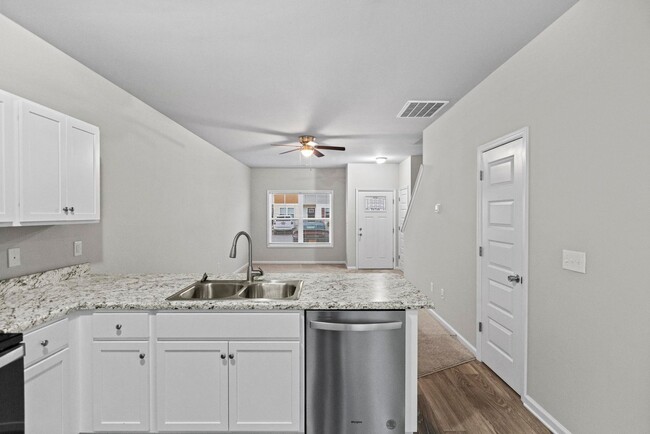 Building Photo - 50% off the first months rent if a lease is signed by 1/15