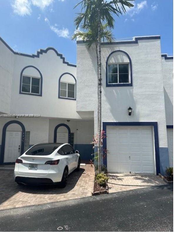 Primary Photo - 2945 SW 18th Terrace