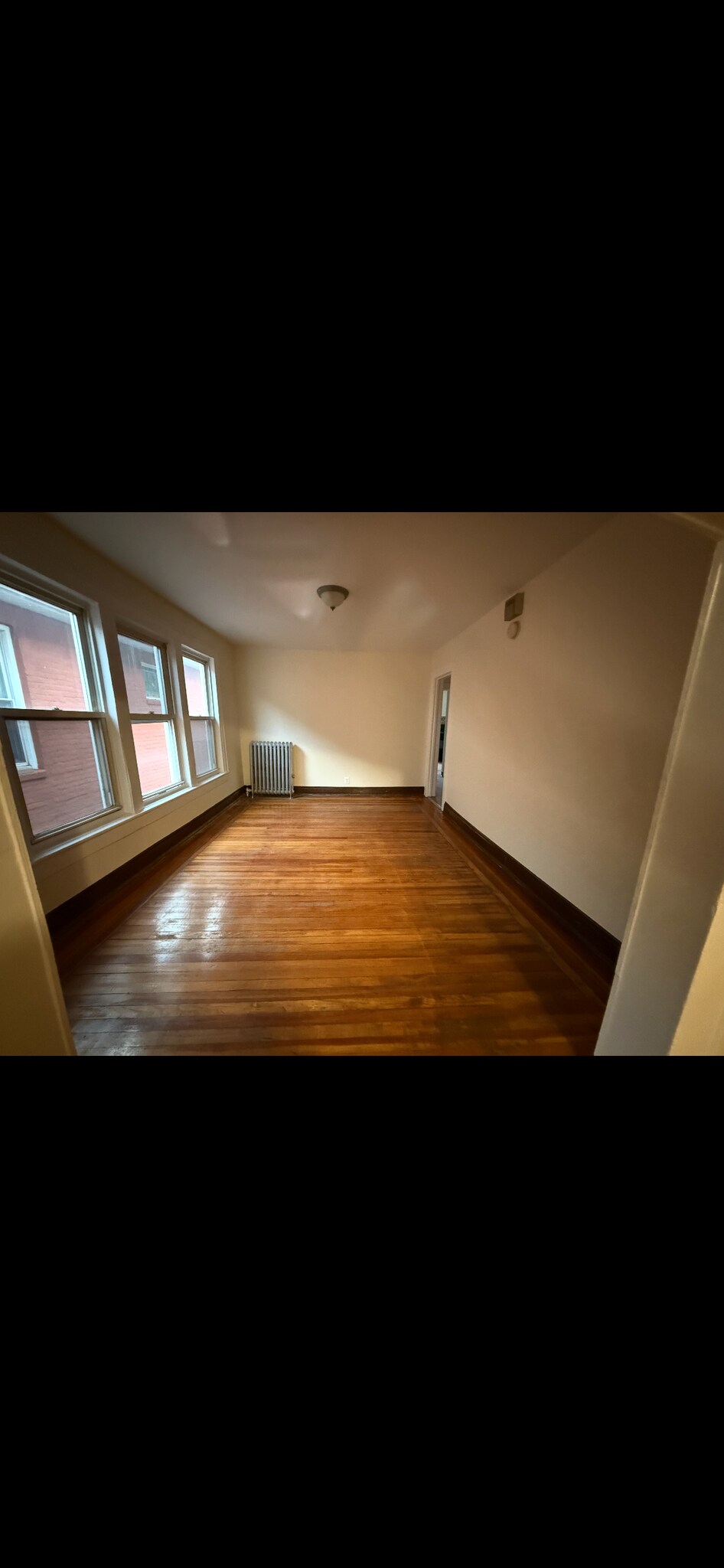 Building Photo - 1898 Schenectady Ave