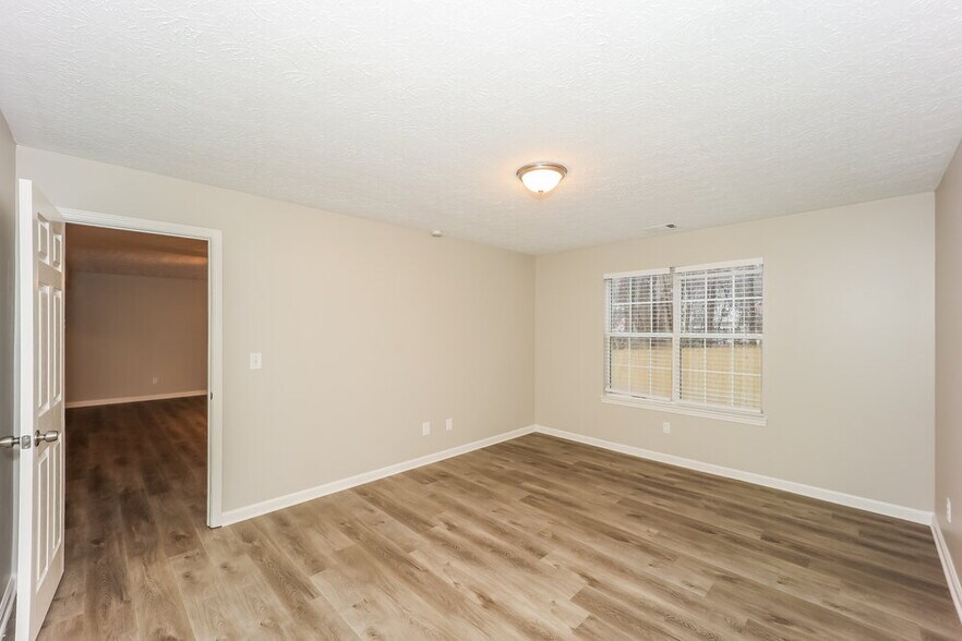 Building Photo - 1076 Hidden Brook Trail