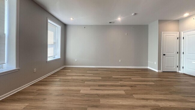 Building Photo - 1937 Cecil B. Moore Ave