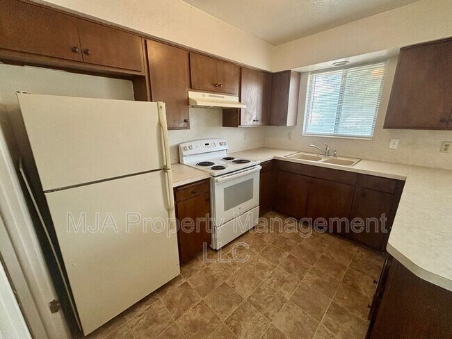 Building Photo - 1428 W 300 N