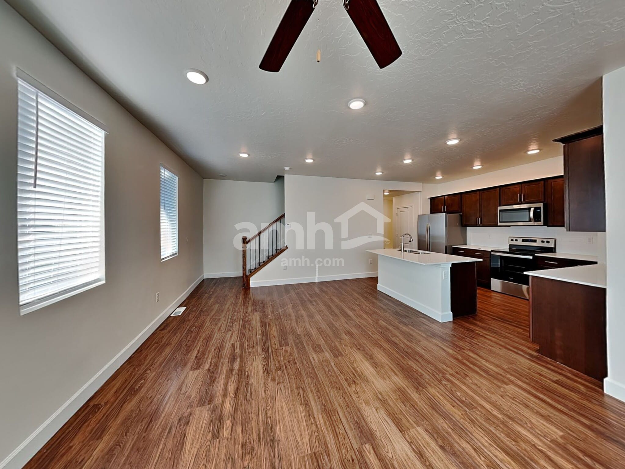 Building Photo - 6776 Silver Creek Dr