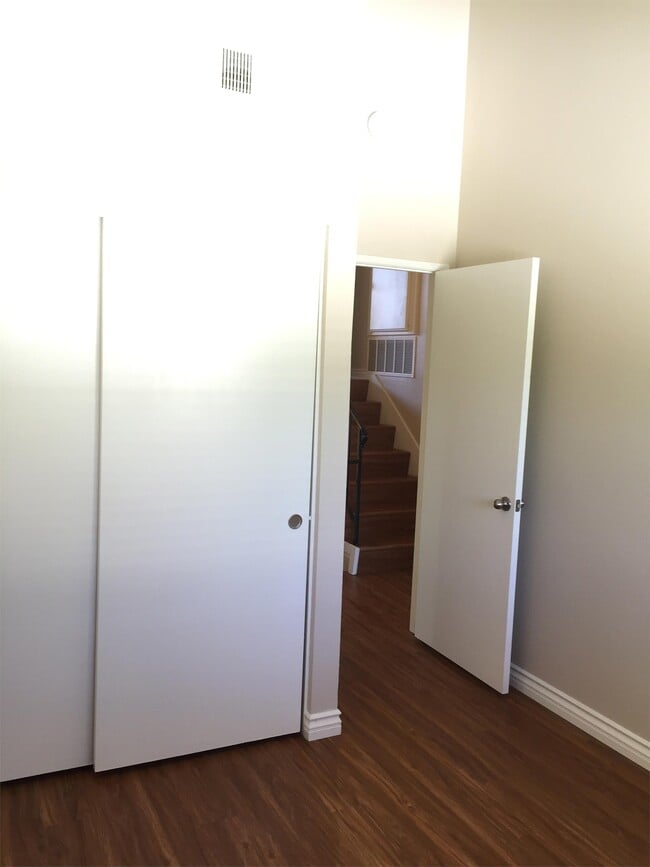 Building Photo - 1631 Avenida Selva