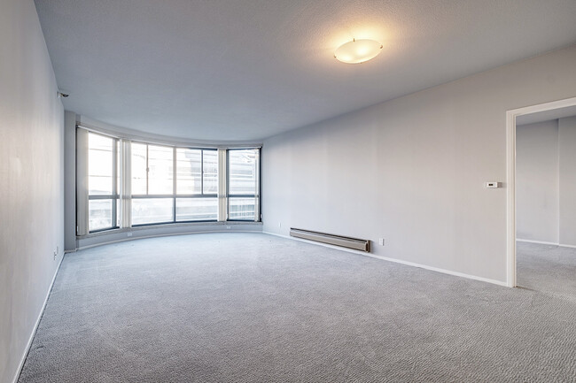 Building Photo - 300 3rd St