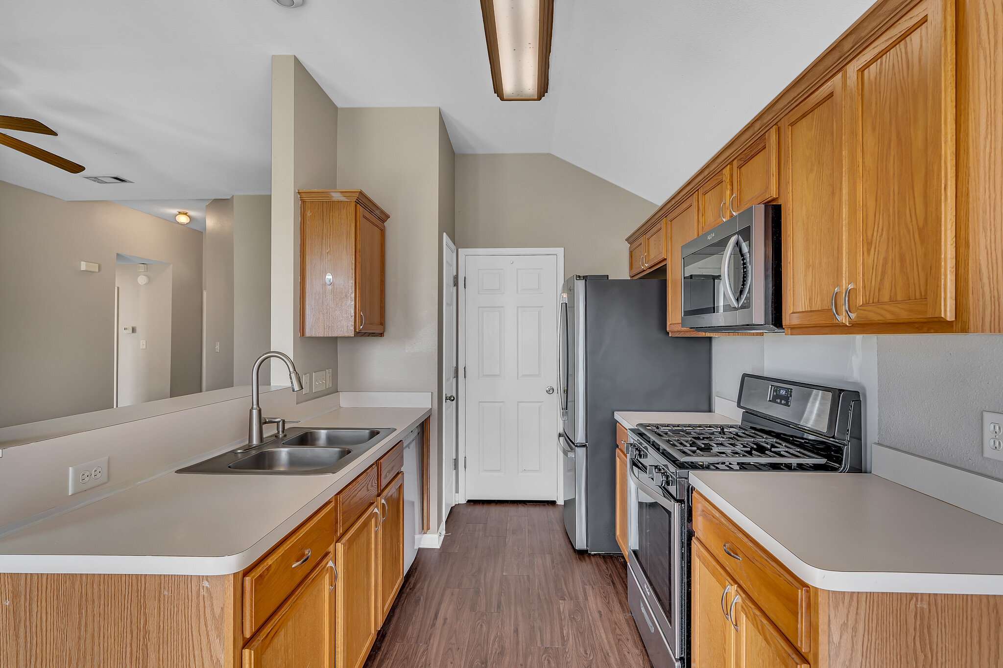 Building Photo - 3715 Westfield Dr