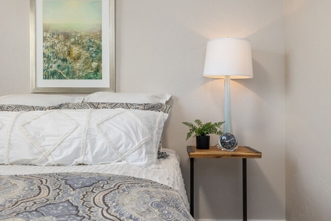 Building Photo - Wilson Creek Townhomes! Move In By 8/31 & ...