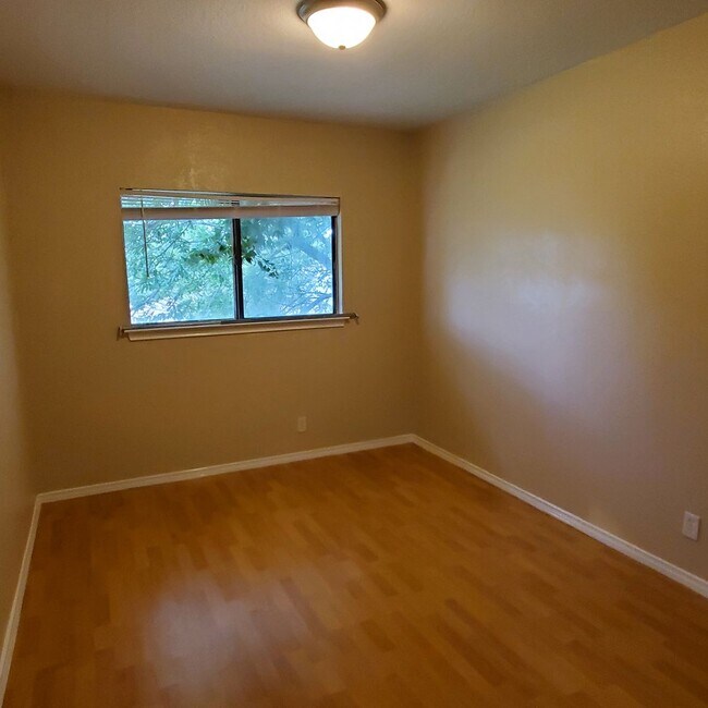 Building Photo - 8686 Ridge Mile, San Antonio, TX. 78239