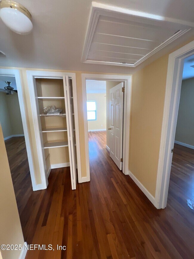 Building Photo - 1359 Stimson St