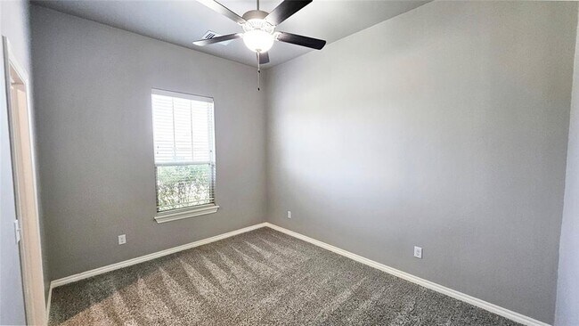 Building Photo - 3301 NW 158th Terrace