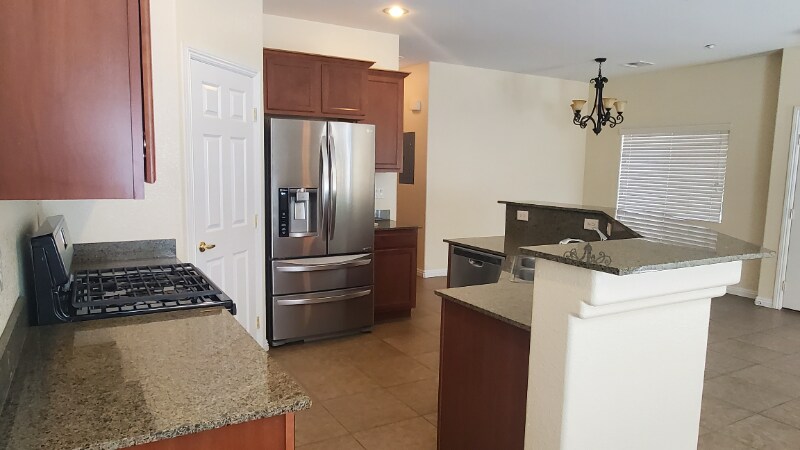 Building Photo - 5547 High Wager Way
