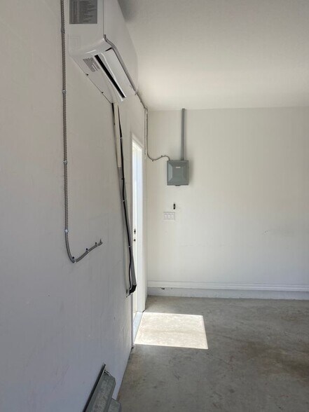 Building Photo - 5004 Forest Creek Tr