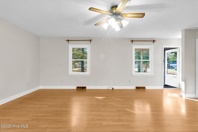 Building Photo - 209 McCoy Ave