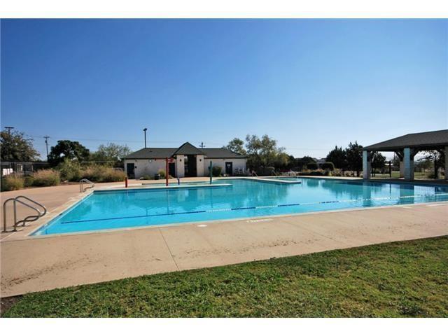 Building Photo - 2411 Stagecoach Bend