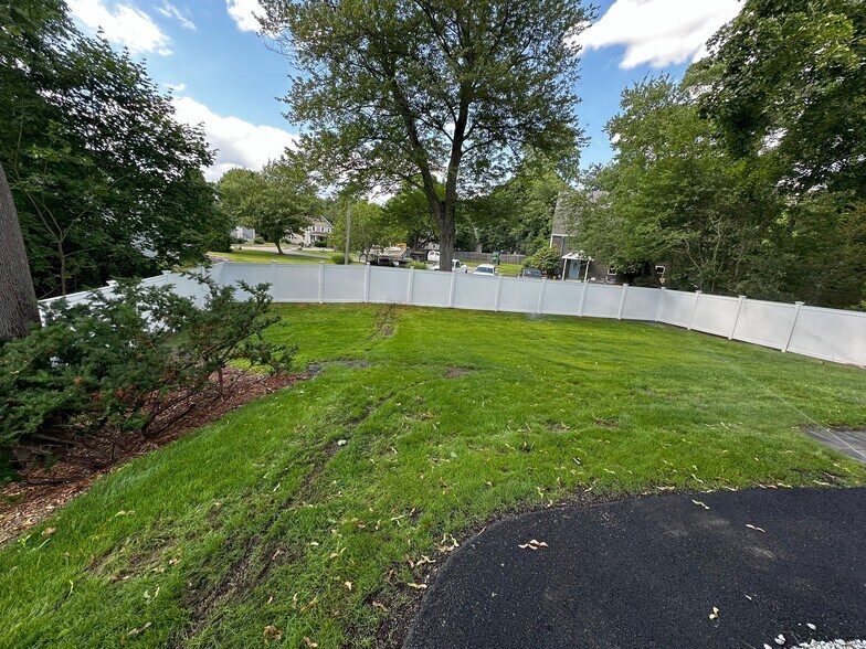 Back yard - 193 Beaver St