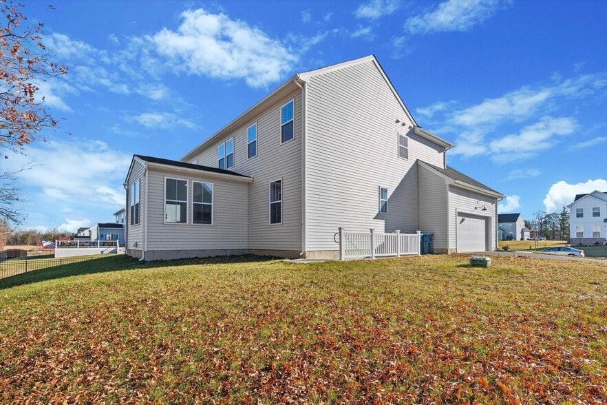 Building Photo - 1137 Mariwill Dr