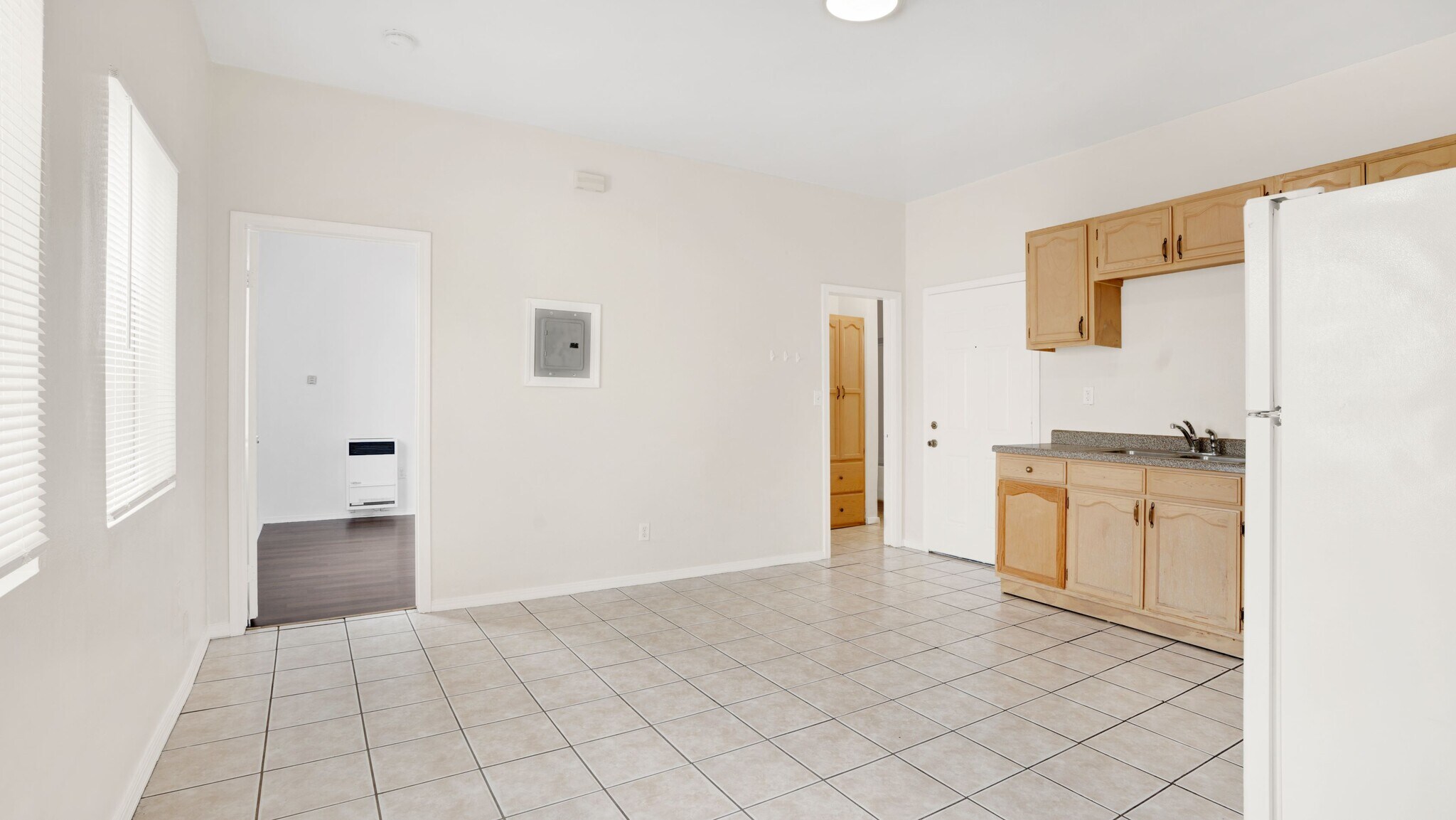 Building Photo - 3110 Walton Ave