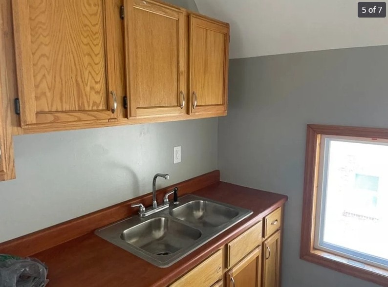 Building Photo - 1328 Evelyn St