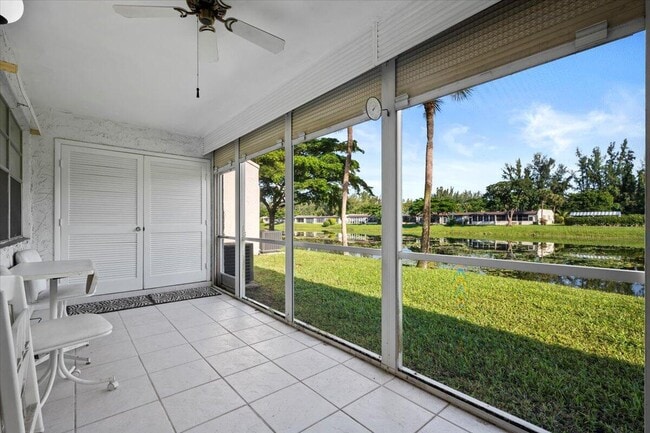 Building Photo - 455 Golden River Dr