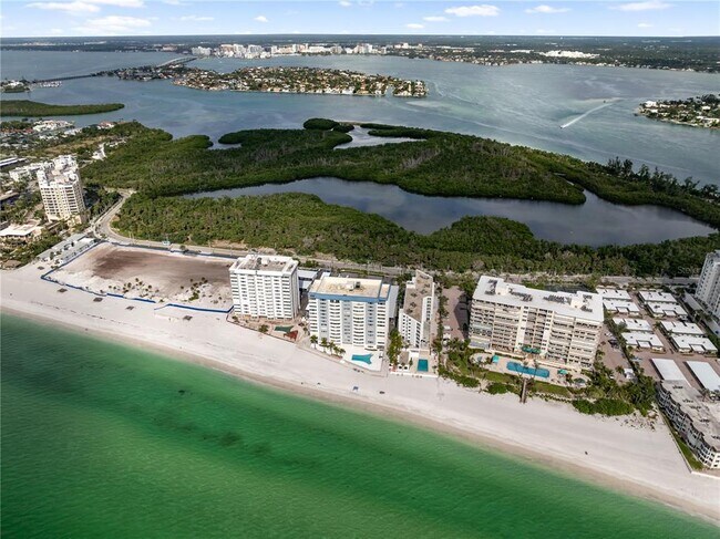 Building Photo - 1750 Benjamin Franklin Dr