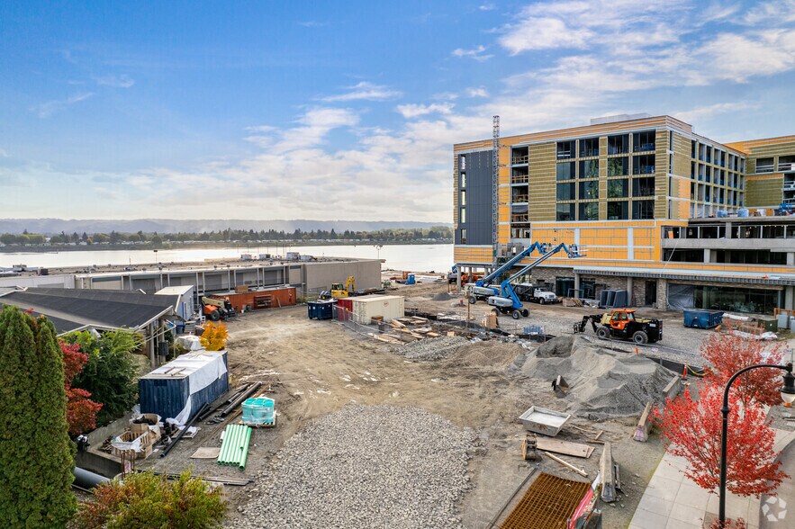 Building Photo - 440 West