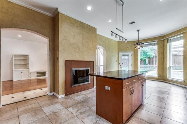 Building Photo - 3605 Mt Vernon Way