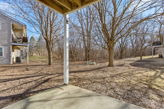 Building Photo - 63 N Victoria Ln