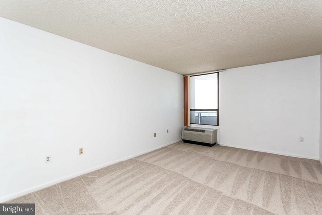 Building Photo - 205 E Joppa Rd