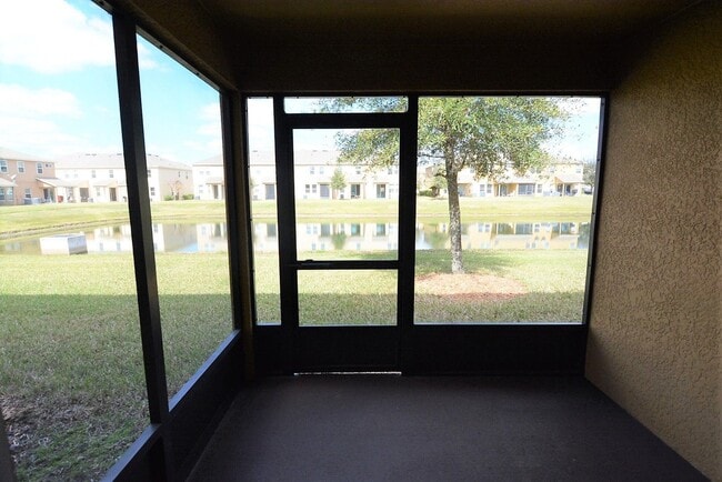 Building Photo - OVIEDO 3br 2.5ba townhome in Arborview Par...