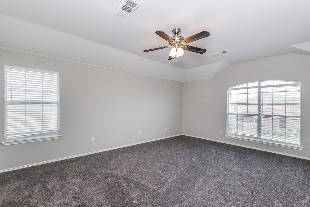 Building Photo - 305 Windy Hill Ln