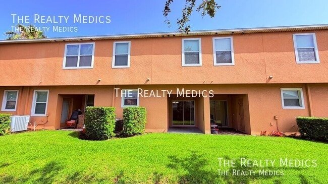 Building Photo - 2832 Adelaide Ct