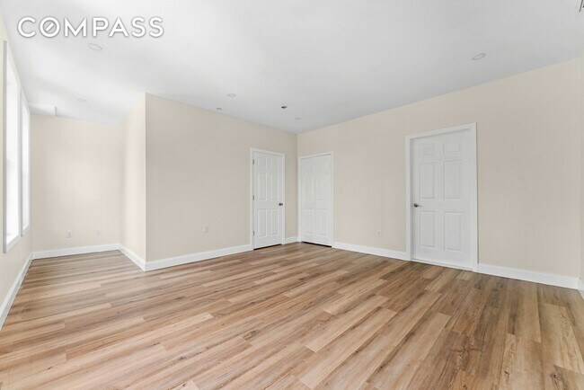 Building Photo - 217 Butler St