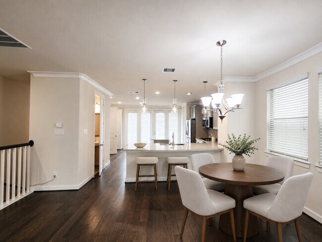 Building Photo - 10717 Madden Oaks Pl