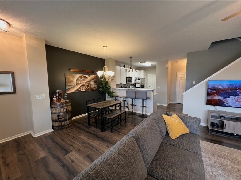 Building Photo - 14265 Banyan Ln