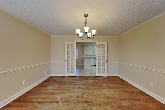 Building Photo - 4510 Trumble Terrace