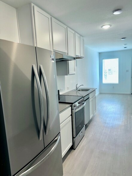 Building Photo - 5018 Primrose Rdg