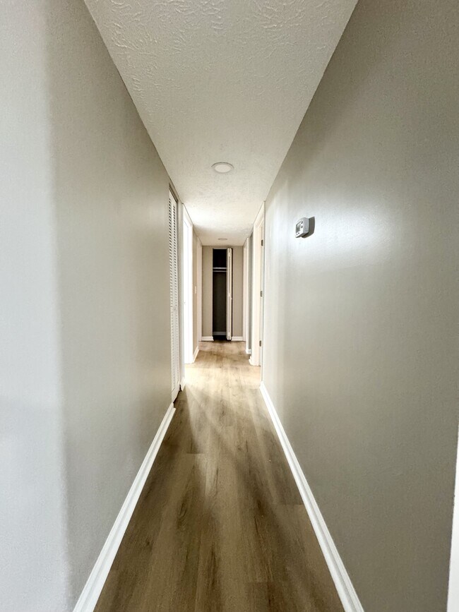 Building Photo - 1629 9th Ave