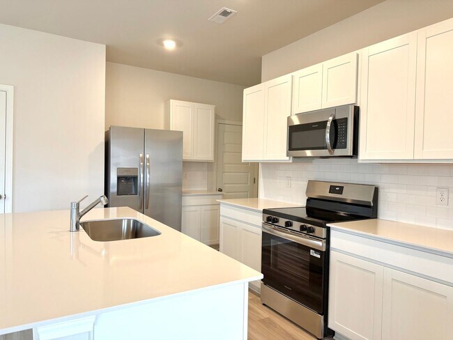 Building Photo - 919 Moray Ln