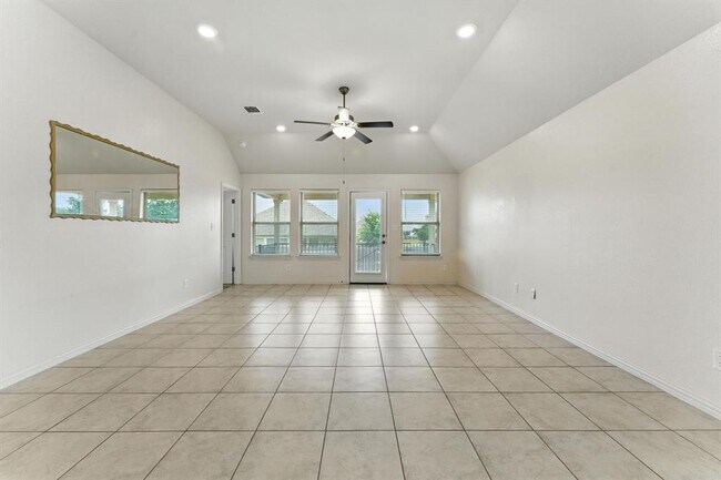 Building Photo - 237 Red Granite Dr