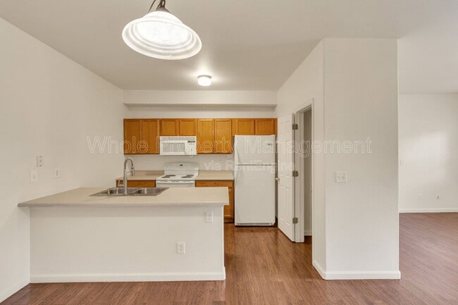 Building Photo - 5340 Raritan St