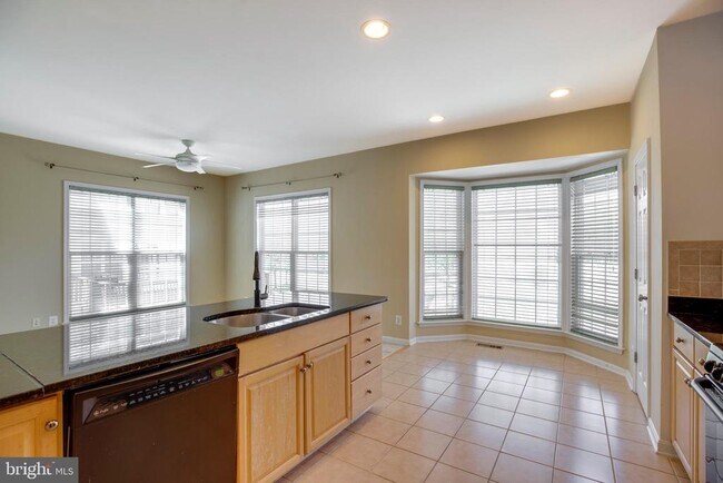 Building Photo - 5097 Pale Moon Way