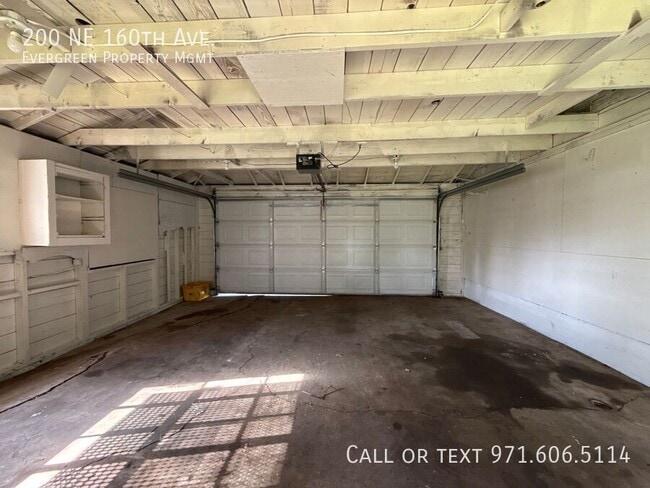 Building Photo - 200 NE 160th Ave