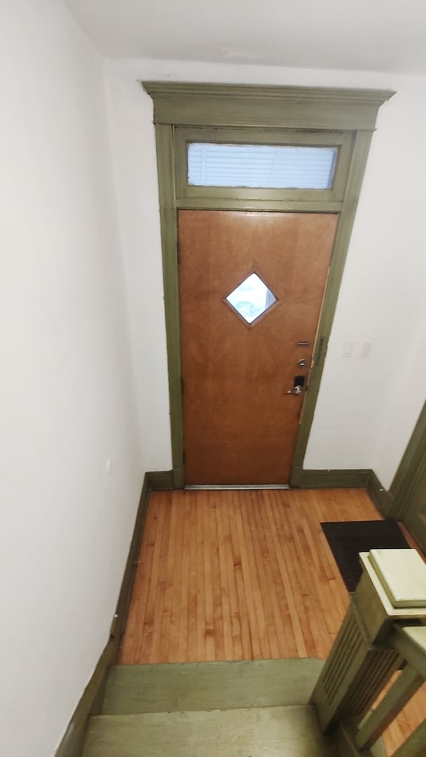 Building Photo - 3137 W 42nd St