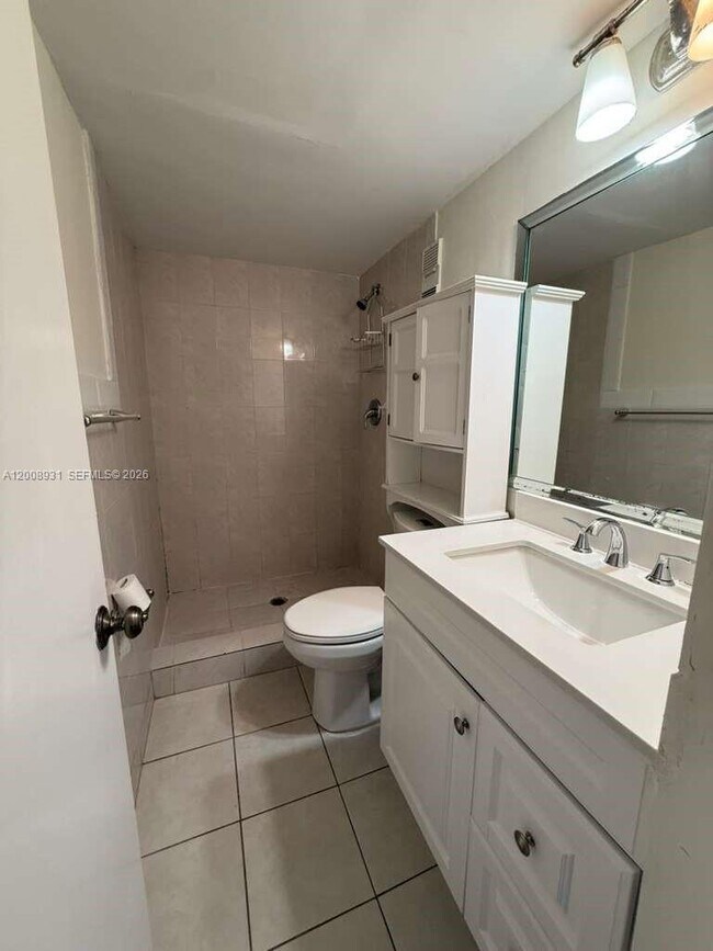 Building Photo - 300 NW 107th Ave