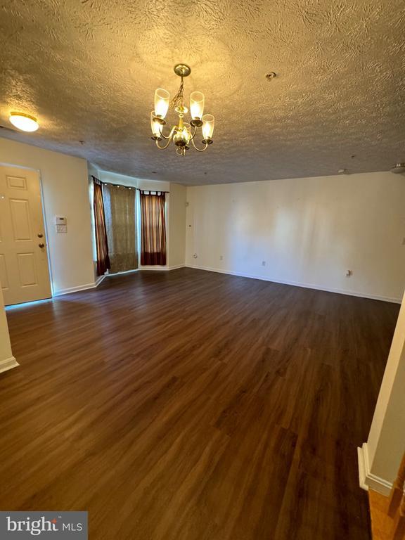 Building Photo - 1604 Briarview Ct